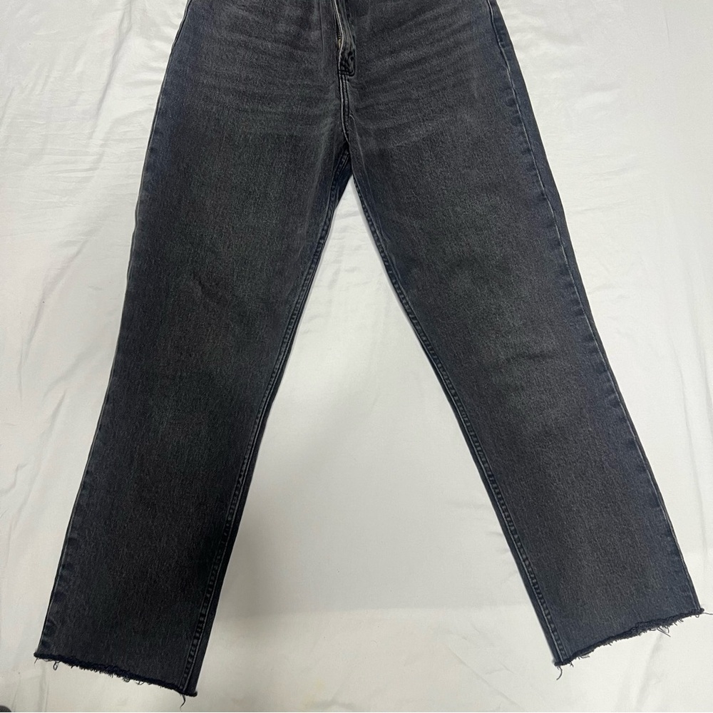 Abercrombie The 90s Straight Ultra High Rise Jeans - Picture 5 of 6